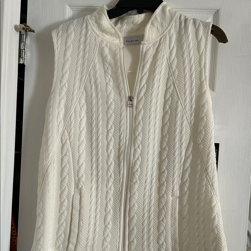 New: Kim Rogers Cream Cable Knit Zip Vest